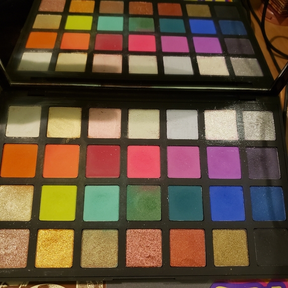 SEPHORA PRO EDITORIAL - Picture 2 of 3